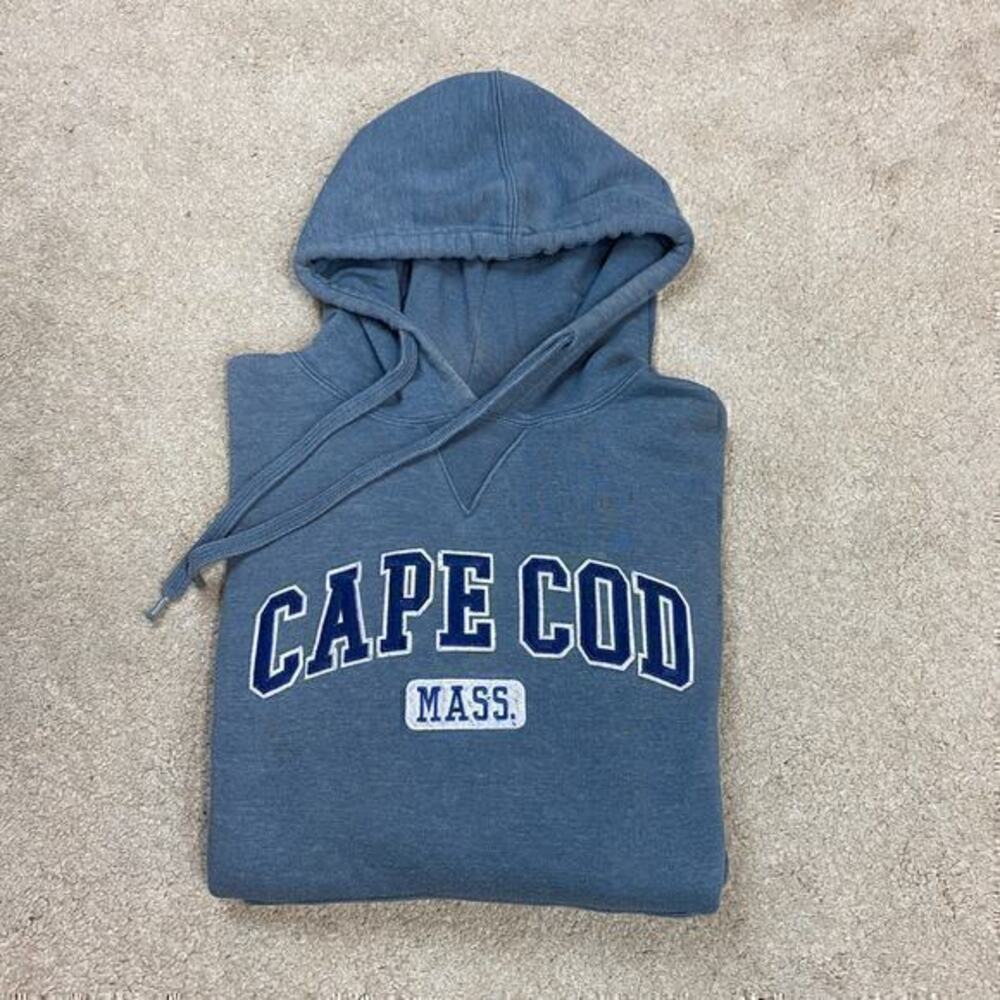 Cuffy's Men's Cape Cod Massachusetts Embroidered Hoodie Size M
